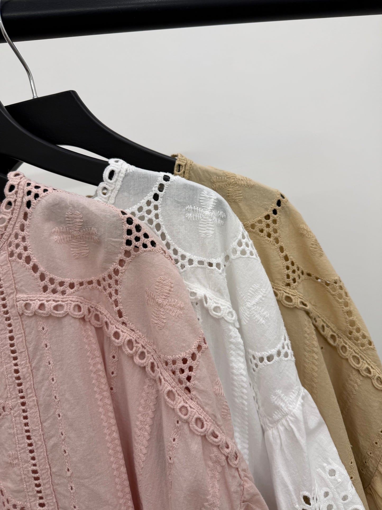Haveone - Blusa Sangallo Volant