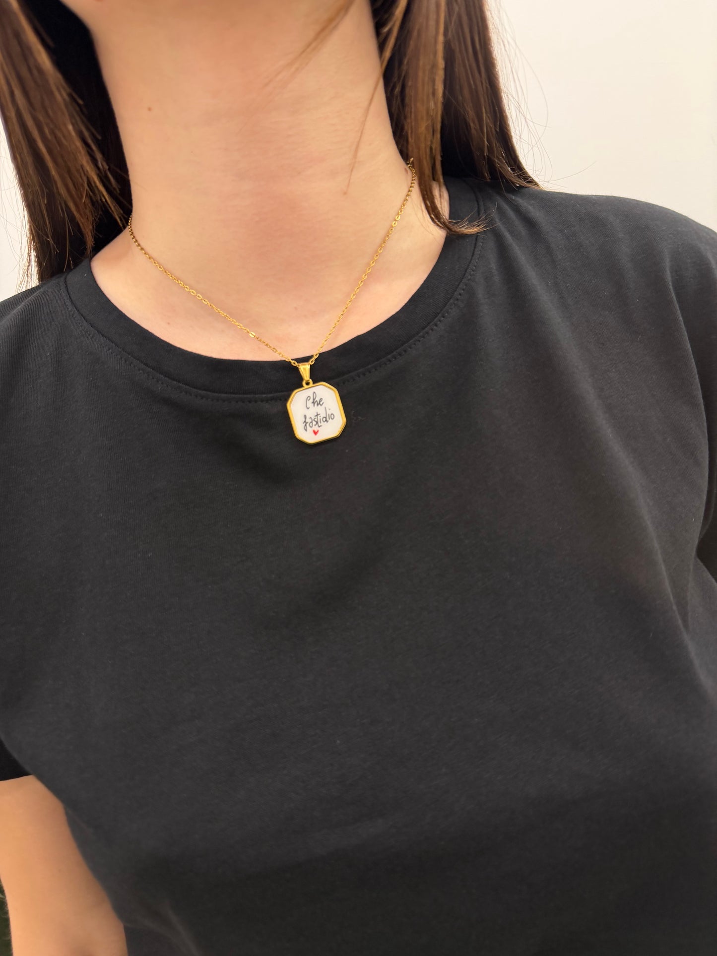 Haveone - Tshirt Collana Fastidio Nera