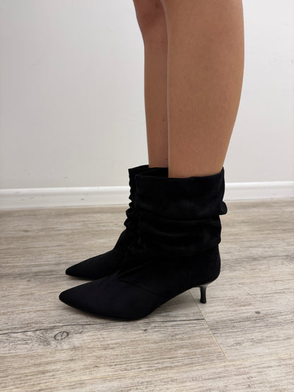 Ovyé - Stivaletto Slouchy Scamosciato
