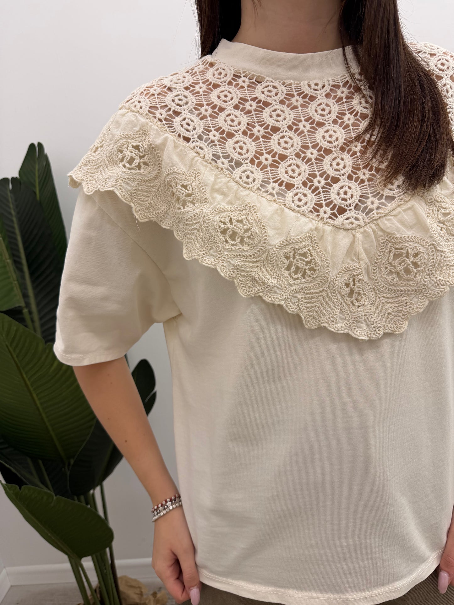 Susy Mix - Tshirt Volant Crochet