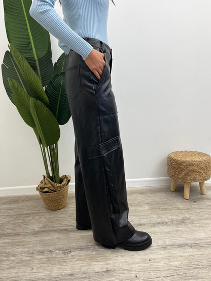 Tensione In - Pantalone Cargo Ecopelle