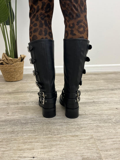 Ovyé - Biker Fibbie