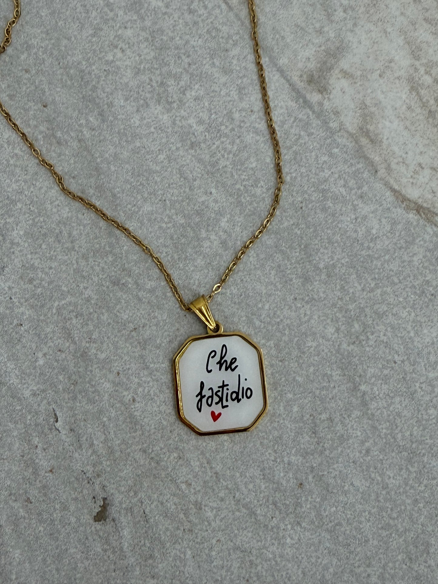 Haveone - Tshirt Collana Fastidio Nera