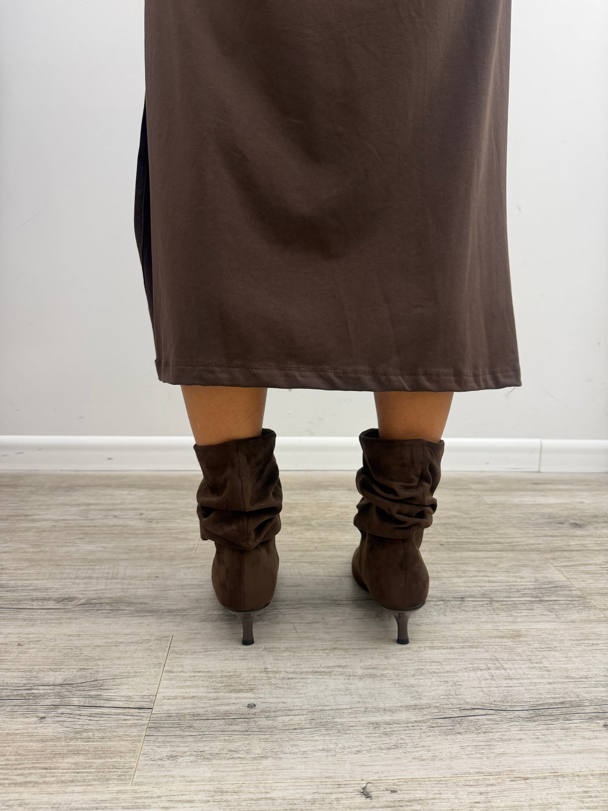 Ovyé - Stivaletto Slouchy Scamosciato