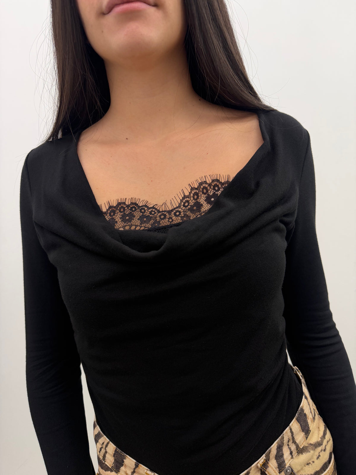 Haveone - Maglia Arricci Scollo Gronda